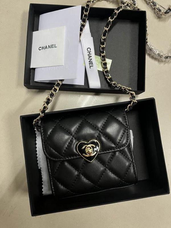 Chanel Handbags 554